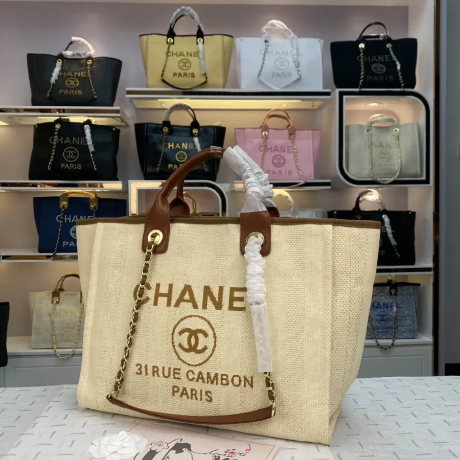 Chanel Model: 8819 Size: 48*38*30*14