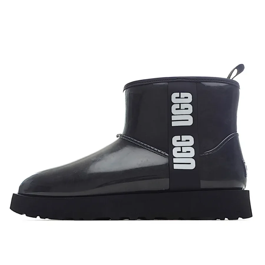 UGG Classic Mini series snow boots