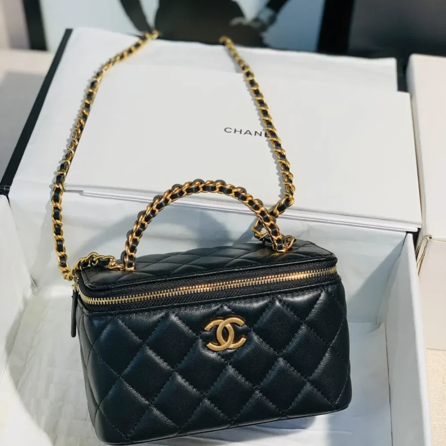 Chanel Size: 16 9.5 8