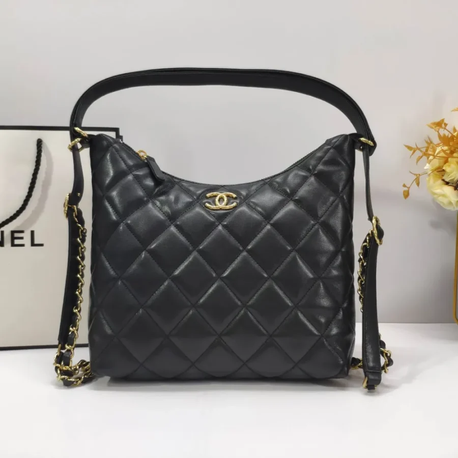 CHANEL Model AS3487 Sheepskin Series Size: 37308cm