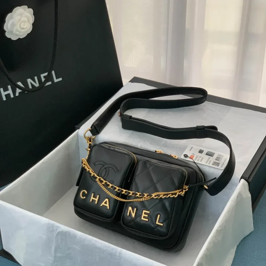 CHANEL Model: As2923# Size 20.5X14.5X9CM