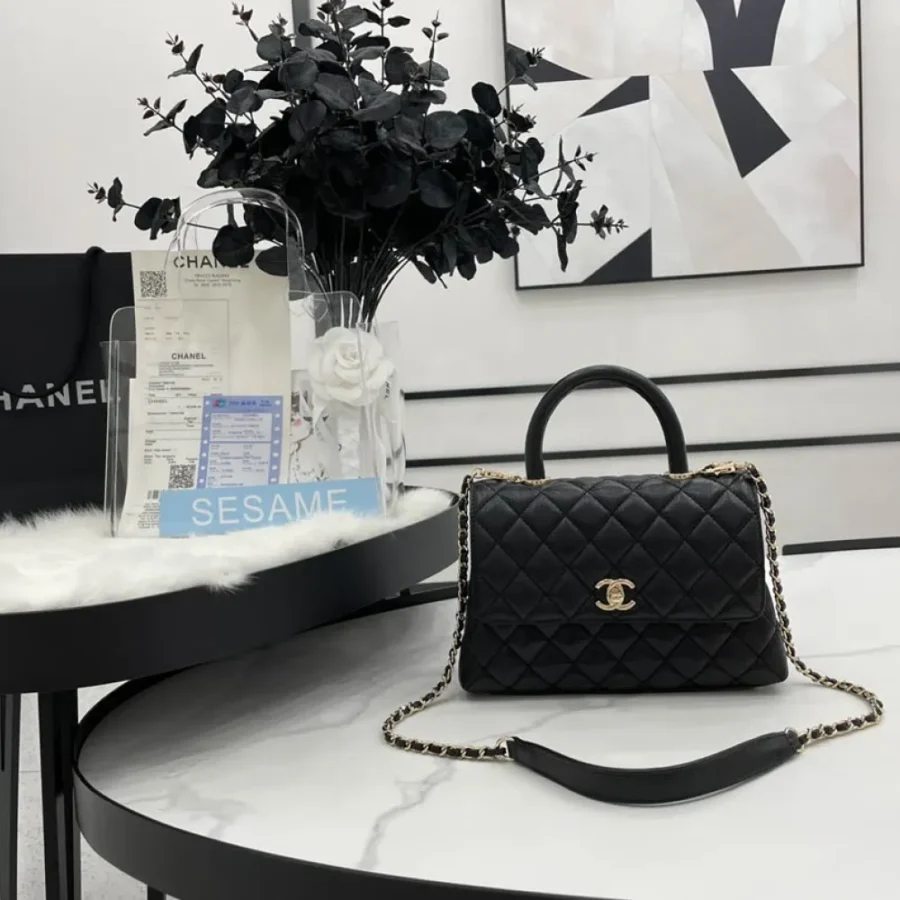 Chanel Size: 19cm*23cm*28cm Model: AS2215/92990/92991