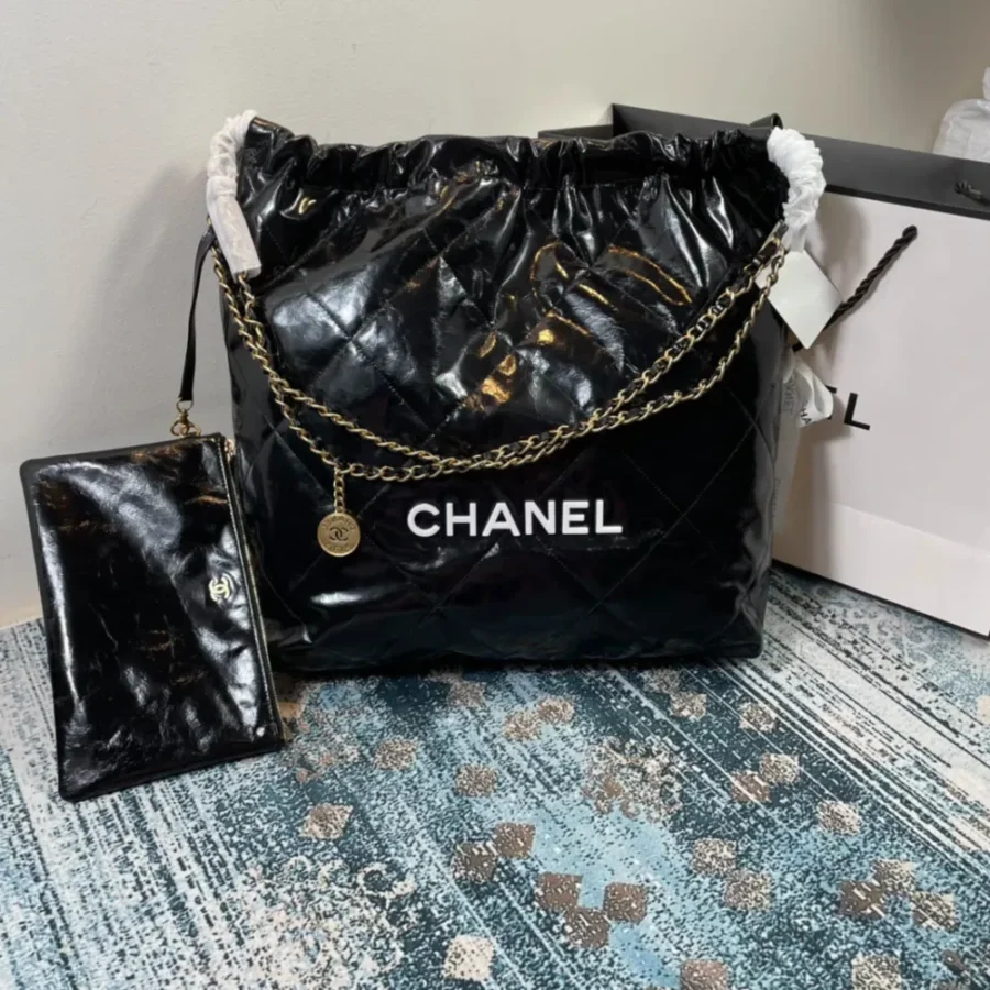 Chane l Model: 2021 Vintage Size: 37*40*11