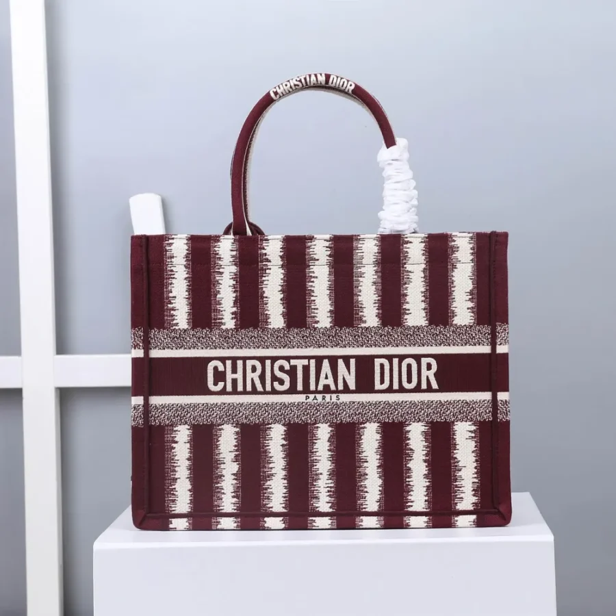 Tote Series size: 36.5cm