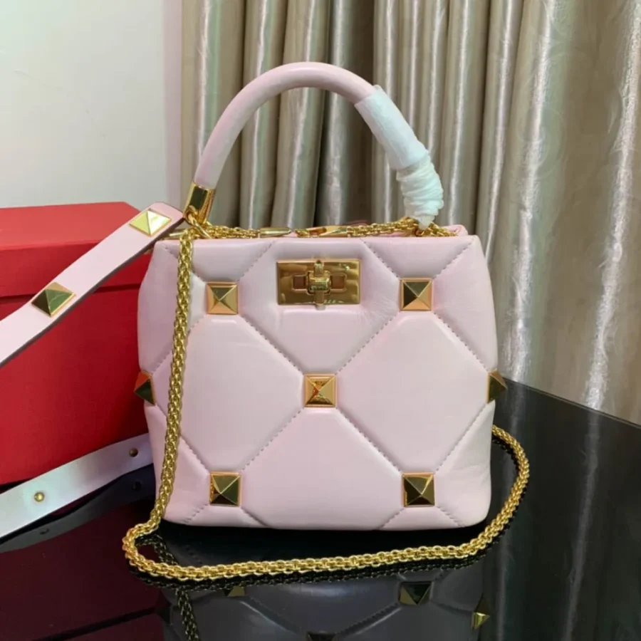 Valentino Model:0097S Size:21x 17x 14cm