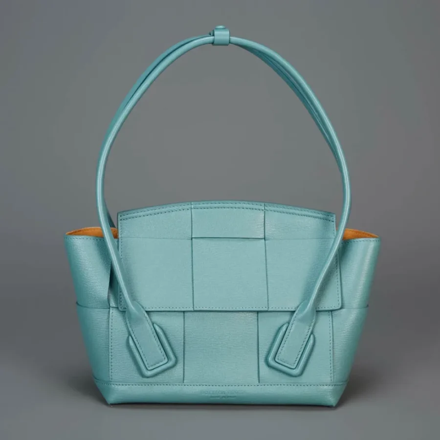 BV Bottega Veneta Arco33 Collection Bag Size: 33x21cm