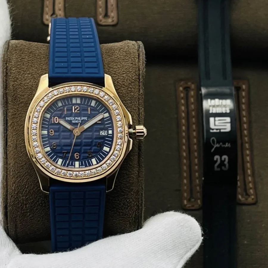 Patek Philippe AQUANAUT Mechanical Watch Size: 35.6 * 9.5 mm