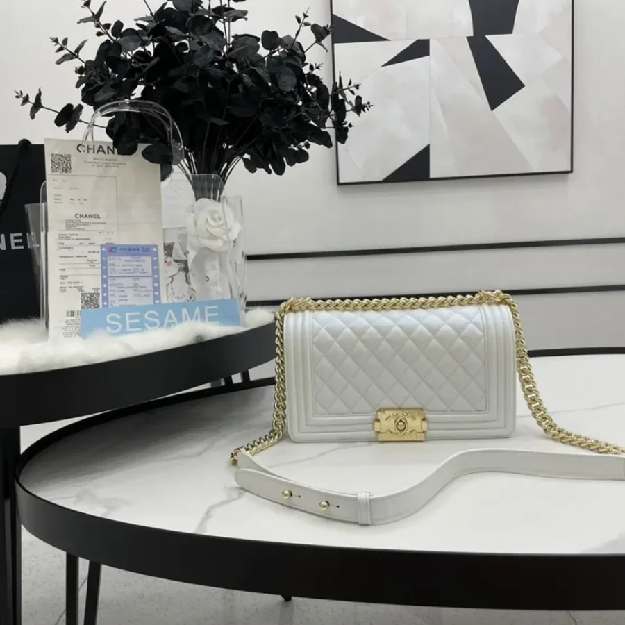 Diamond ball calfskin Size: 25cm