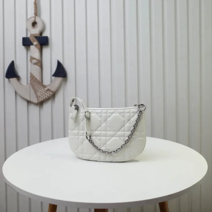 Caro Series Size:25x16x2.5CM