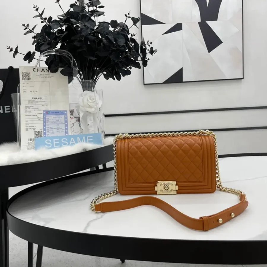 Diamond ball calfskin Size: 25cm