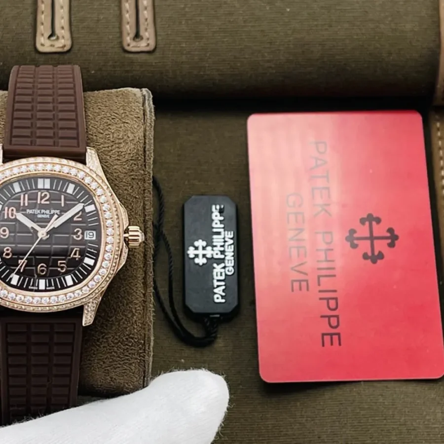 Patek Philippe AQUANAUT Mechanical Watch Size: 35.6 * 9.5 mm