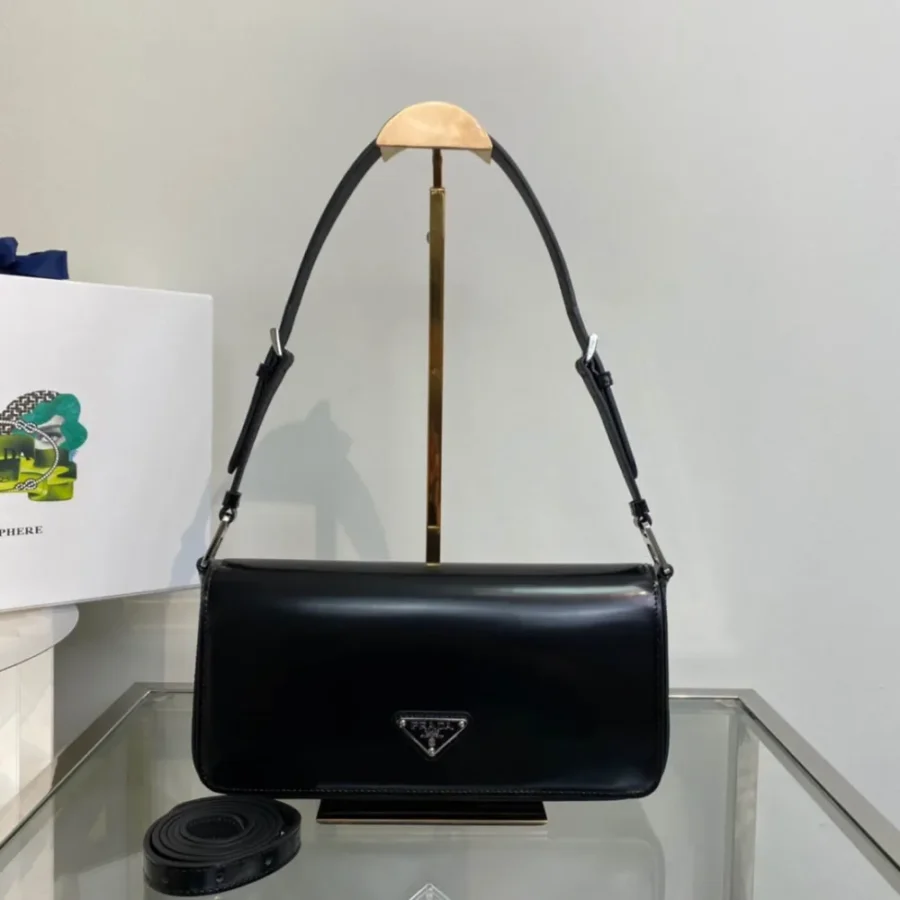 Prada shoulder bag Size: 26x12cm 1BD323
