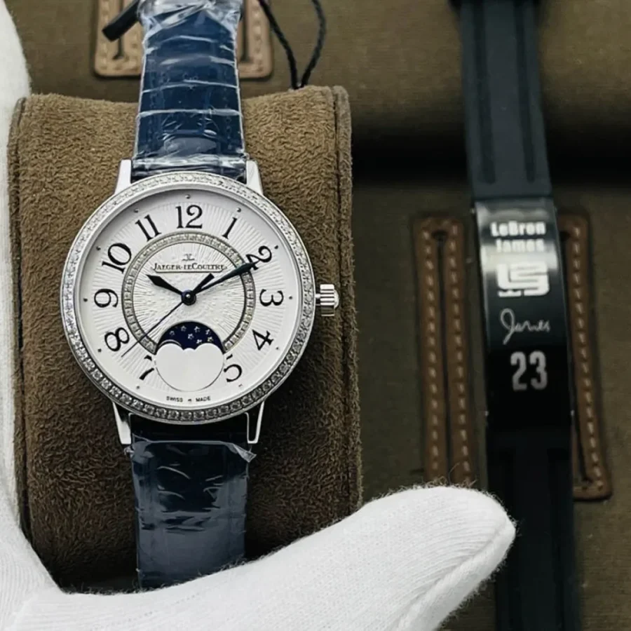 Jaeger-LeCoultre watch Diameter: 34*8.8 mm Model: Q3572430