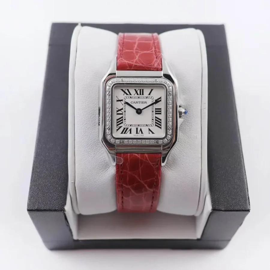 Cartier Cheetah Watch Dimensions: 27 x 37 mm 22*30 mm