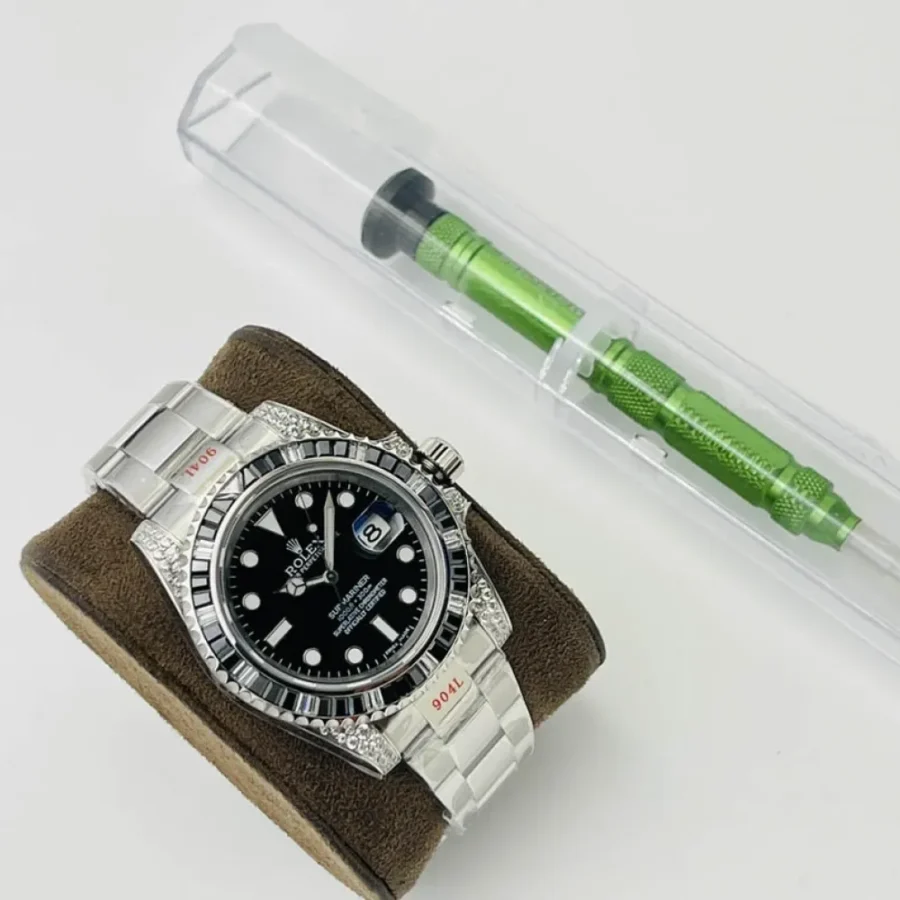 Rolex Submariner Watch Diameter: 40MM