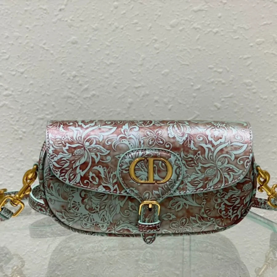 Bobby East-West bag Size 22cmx13x5