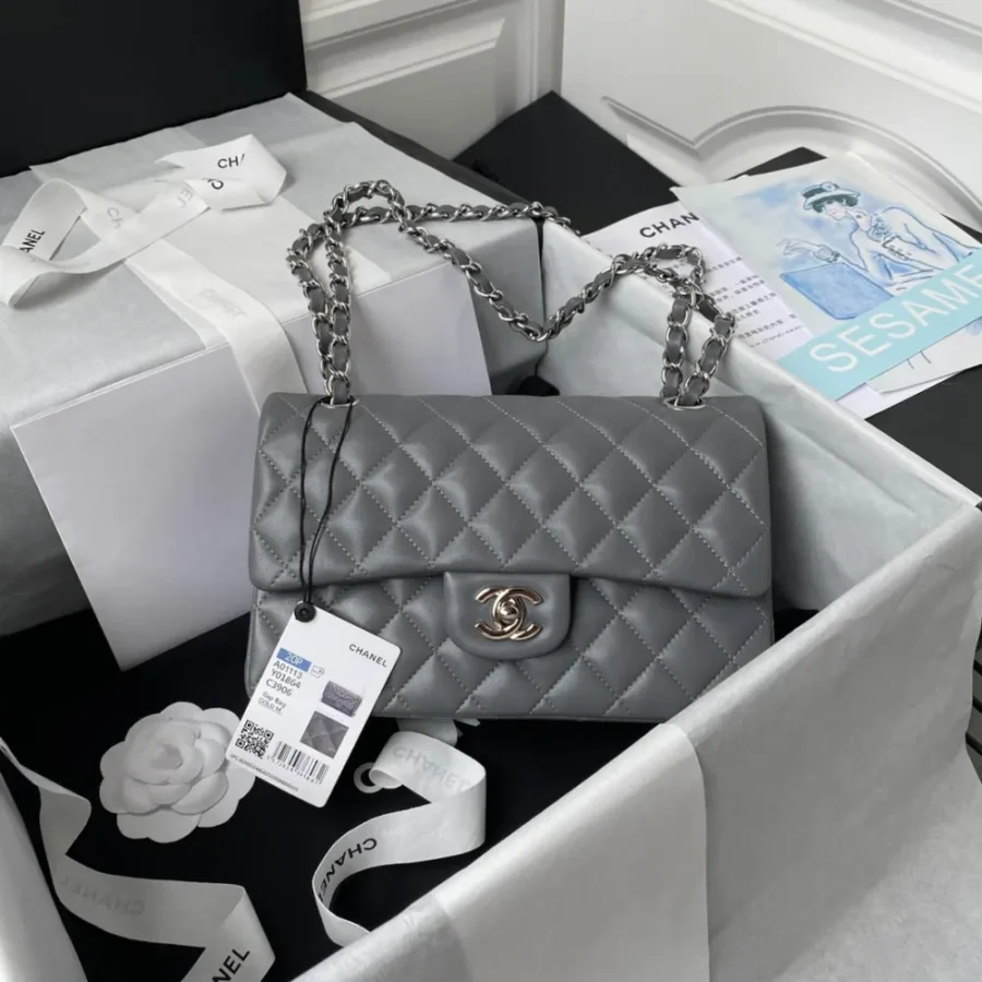 Chane1 Elegant Simple Size: 23cm Model Number: A01113