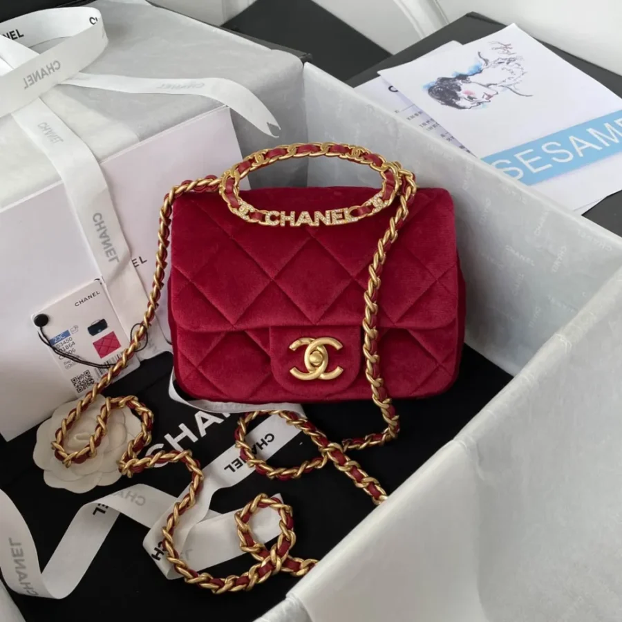 AS3450 Handbag with Diamond Chain Size: 20cm
