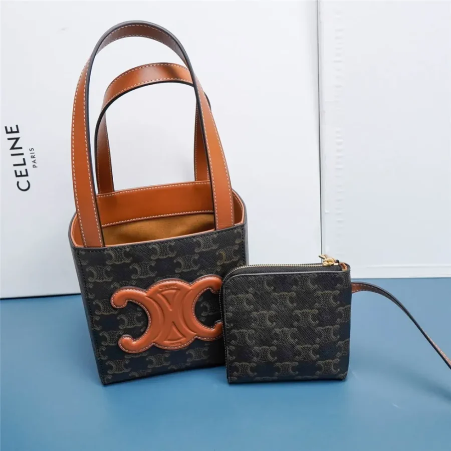 TRIOMPHE Handbag No.199202