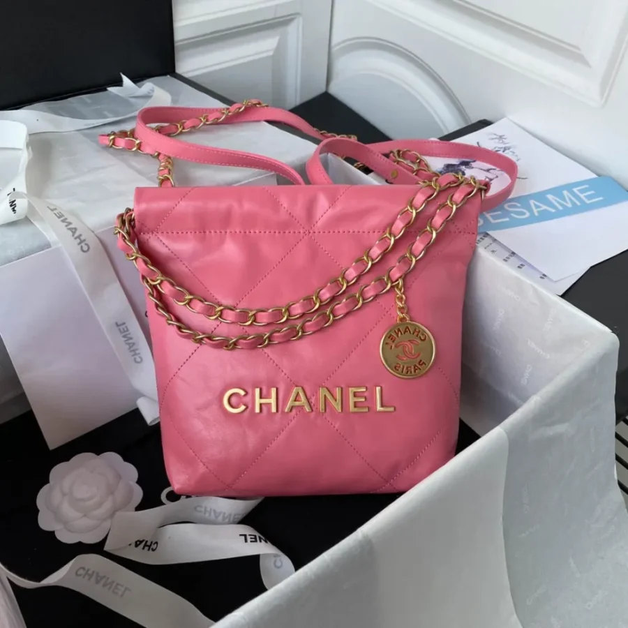 Chanel antique silver model AS3263 size: 18X20X6.5cm