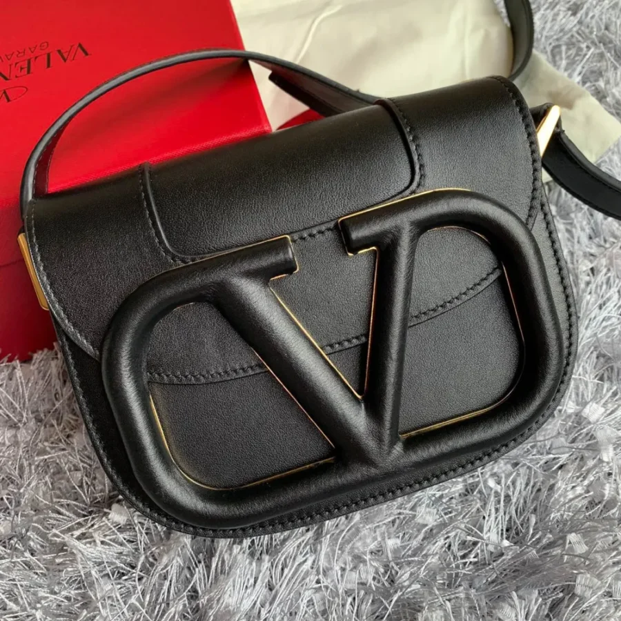 Valentino S shoulder bag