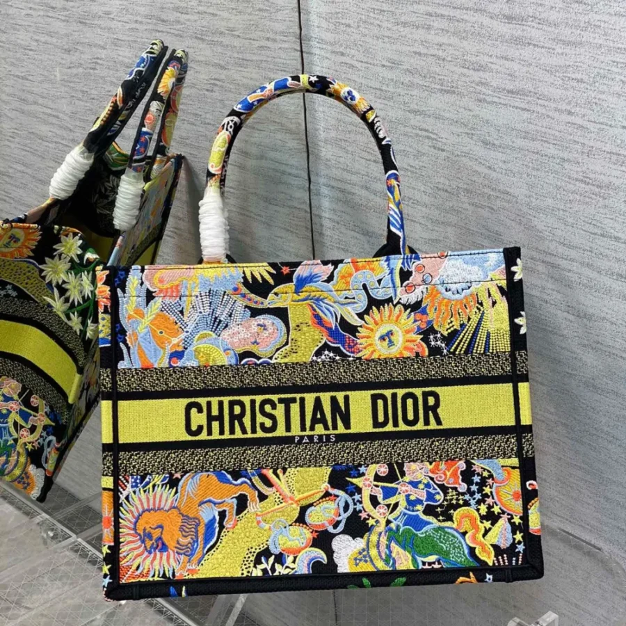 Tote Chinese Zodiac Series size:36*18*28cm