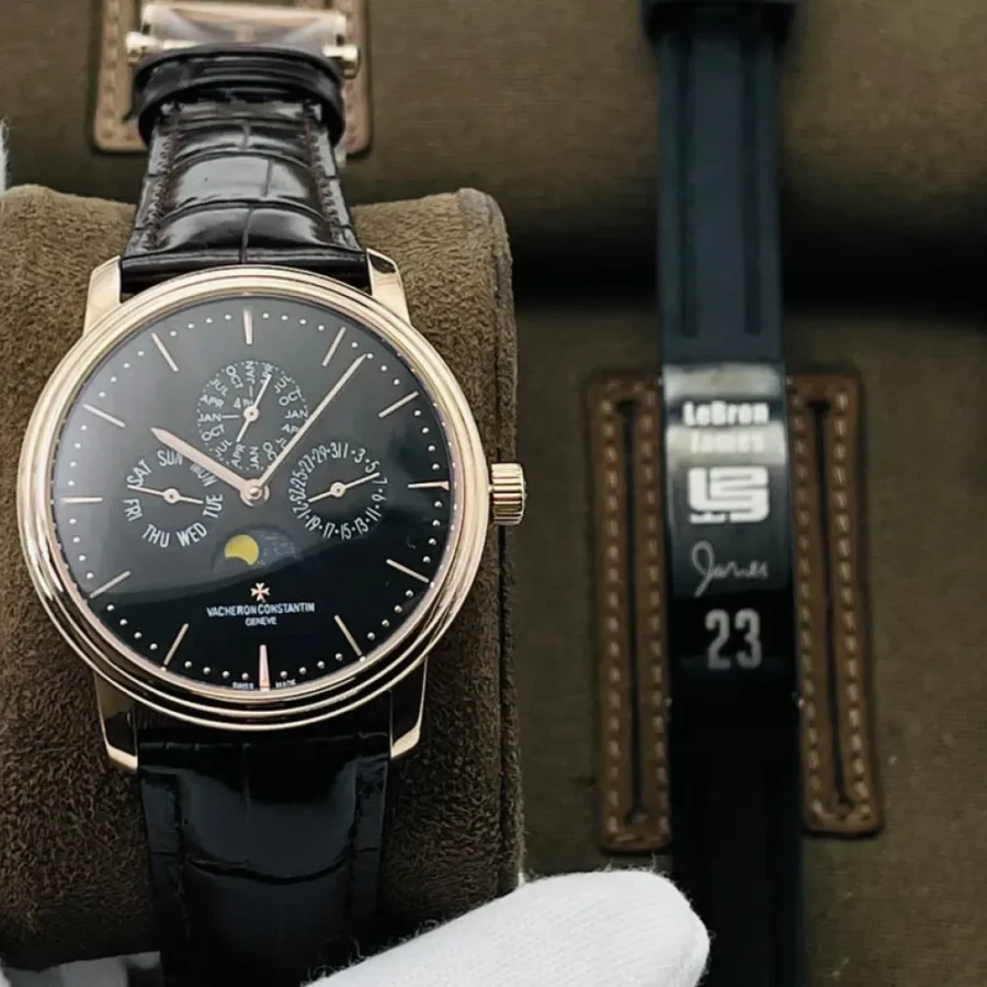 Vacheron Constantin Heritage Watch Model: P1900 rose gold