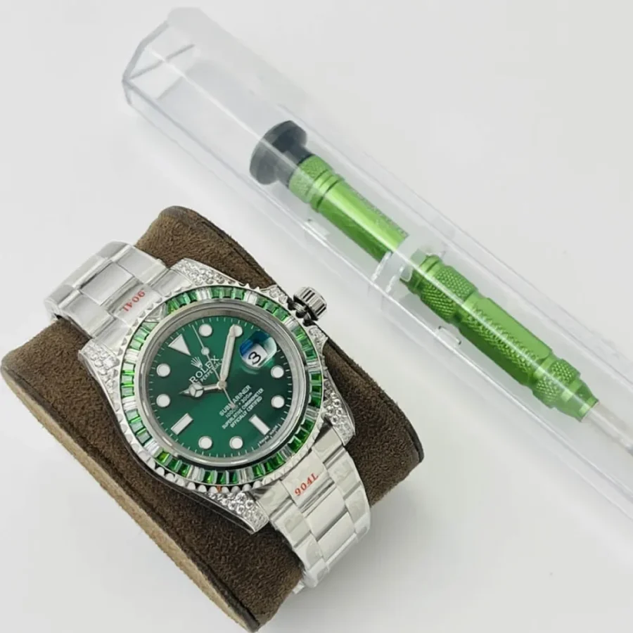 Rolex Submariner Watch Diameter: 40MM