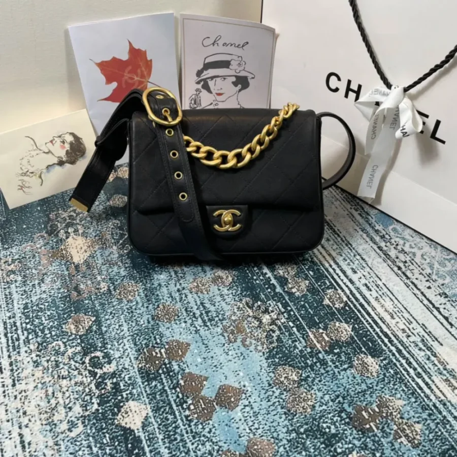 Chane One Shoulder Crossbody Model: AS2842 Size 24 6.5 18cm