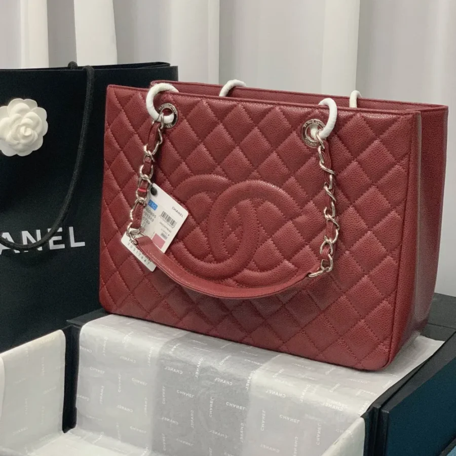 CHANEL Model: 50995#: Size: 24X33X13CM