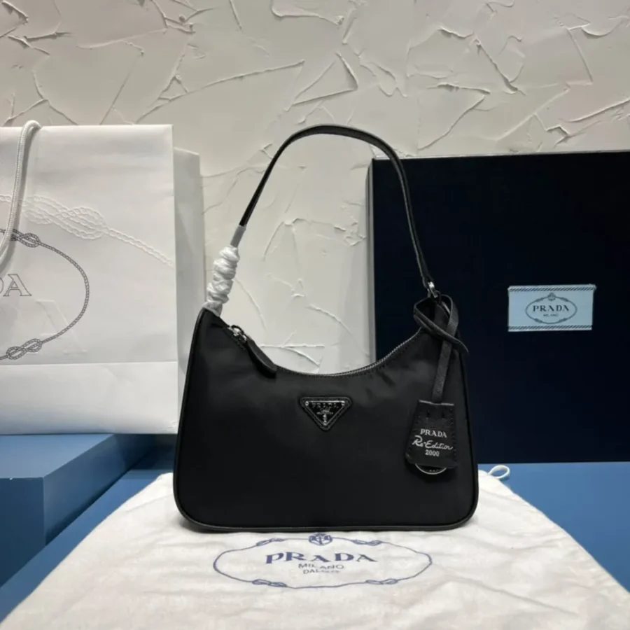 Prada Handbag Size:22x18cm 1NE204