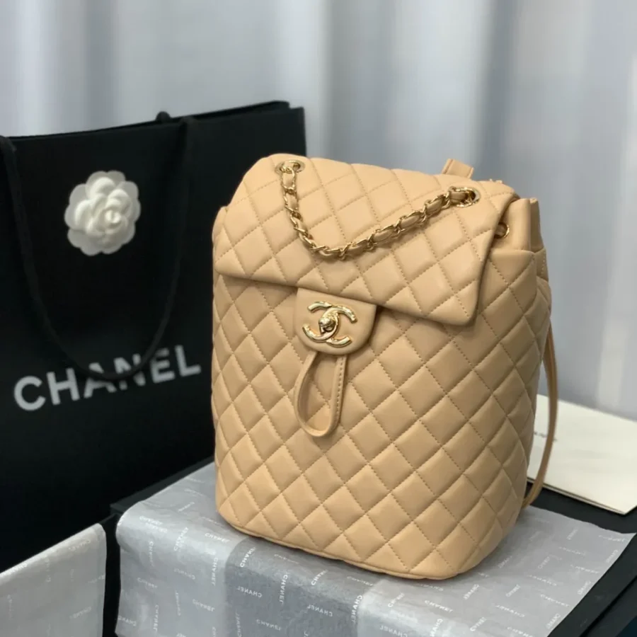 CHANEL Model: 91121# Size: 28X23X13CM