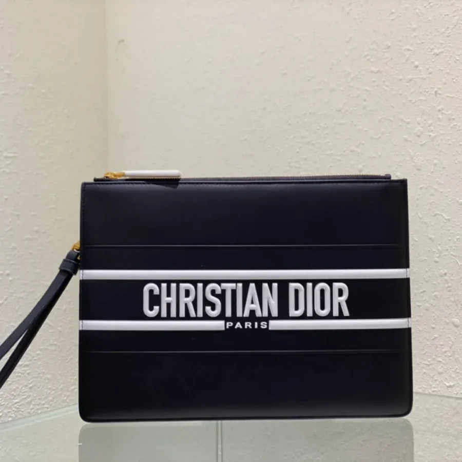 Caro Daily clutch bag