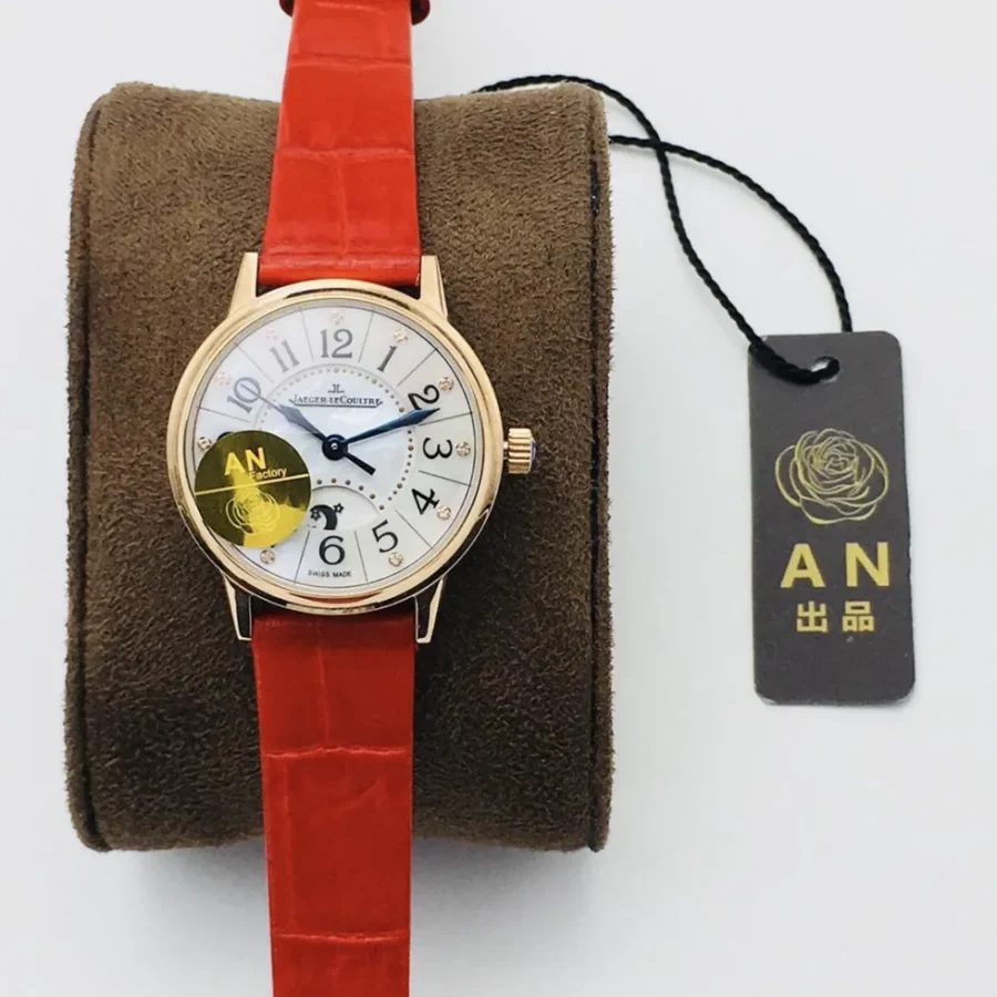 Jaeger-LeCoultre Simple Series Watch Size: 29MM*8.9MM