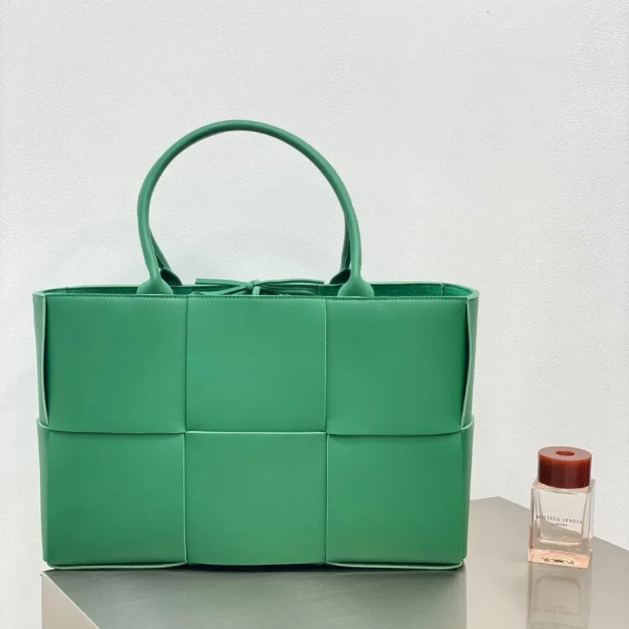 BV ARCO TOTE Handbag Size:38x25cm 609175