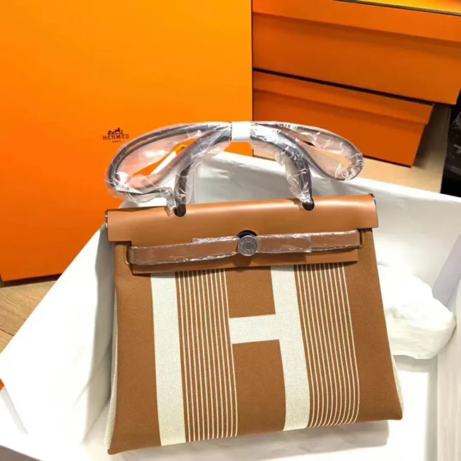 Herbag Gold Brown Flap Head Size: 31